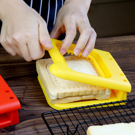 Sandwich Crust Cutter